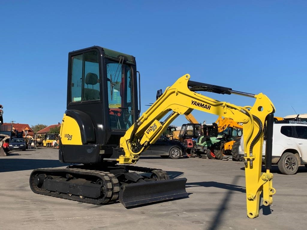 Yanmar Vio 25-4 - حفارة مصغرة: صور 1 Yanmar Vio 25-4 - حفارة مصغرة: صور 1