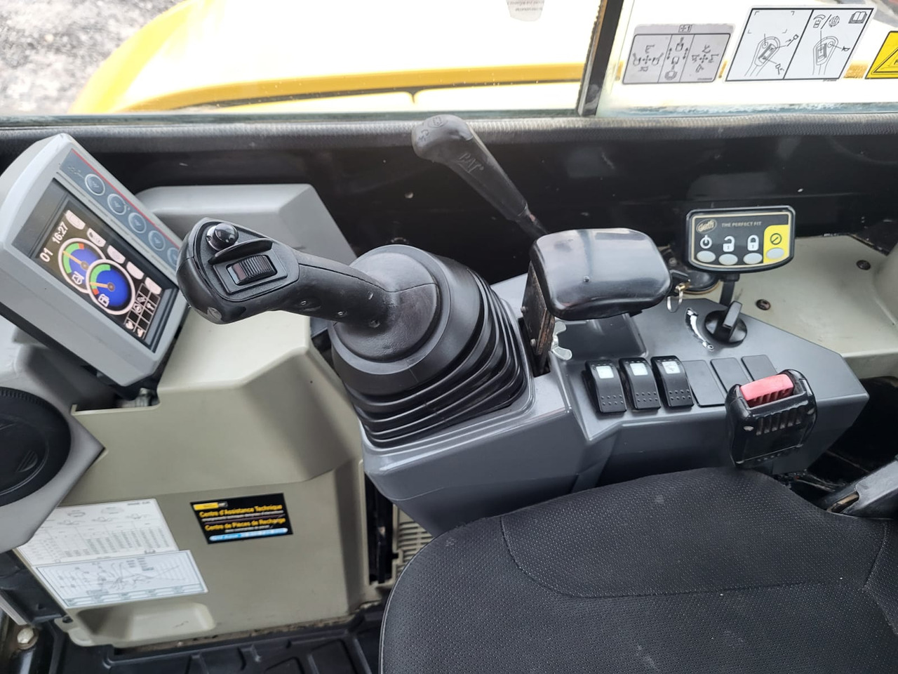 CATERPILLAR 305E CR - حفارة مصغرة: صور 3 CATERPILLAR 305E CR - حفارة مصغرة: صور 3