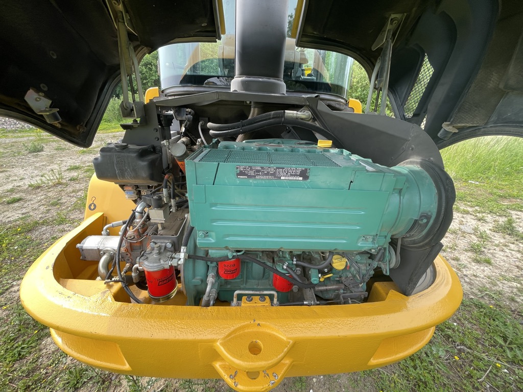 Volvo L30B PRO - اللودر بعجل: صور 3 Volvo L30B PRO - اللودر بعجل: صور 3