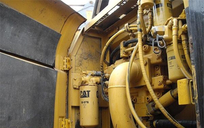 Caterpillar 330C - حفارات زحافة: صور 4 Caterpillar 330C - حفارات زحافة: صور 4