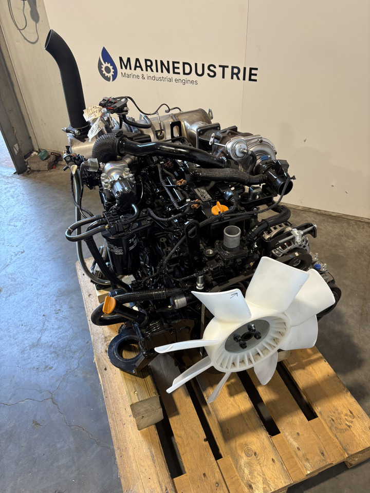 YANMAR 4TNV98CT - المحرك - آلات البناء: صور 4 YANMAR 4TNV98CT - المحرك - آلات البناء: صور 4