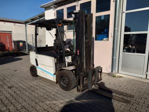 Hyundai 40B-9 - رافعة شوكية كهربائية: صور 4 Hyundai 40B-9 - رافعة شوكية كهربائية: صور 4