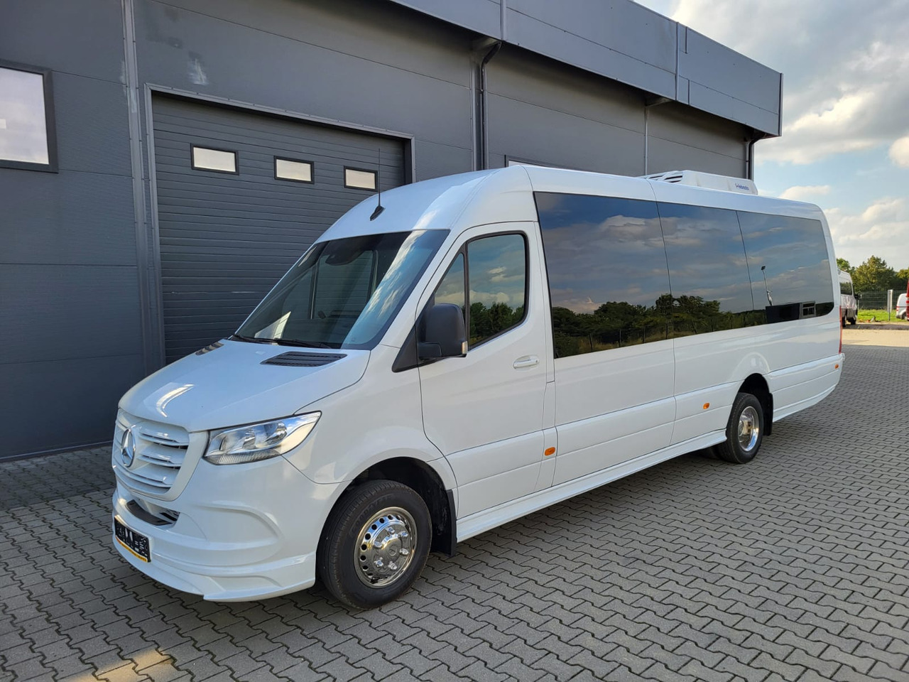 Mercedes-Benz Sprinter 519 CDI 24 places + 4 standing NEW - سياحية حافلة: صور 2 Mercedes-Benz Sprinter 519 CDI 24 places + 4 standing NEW - سياحية حافلة: صور 2