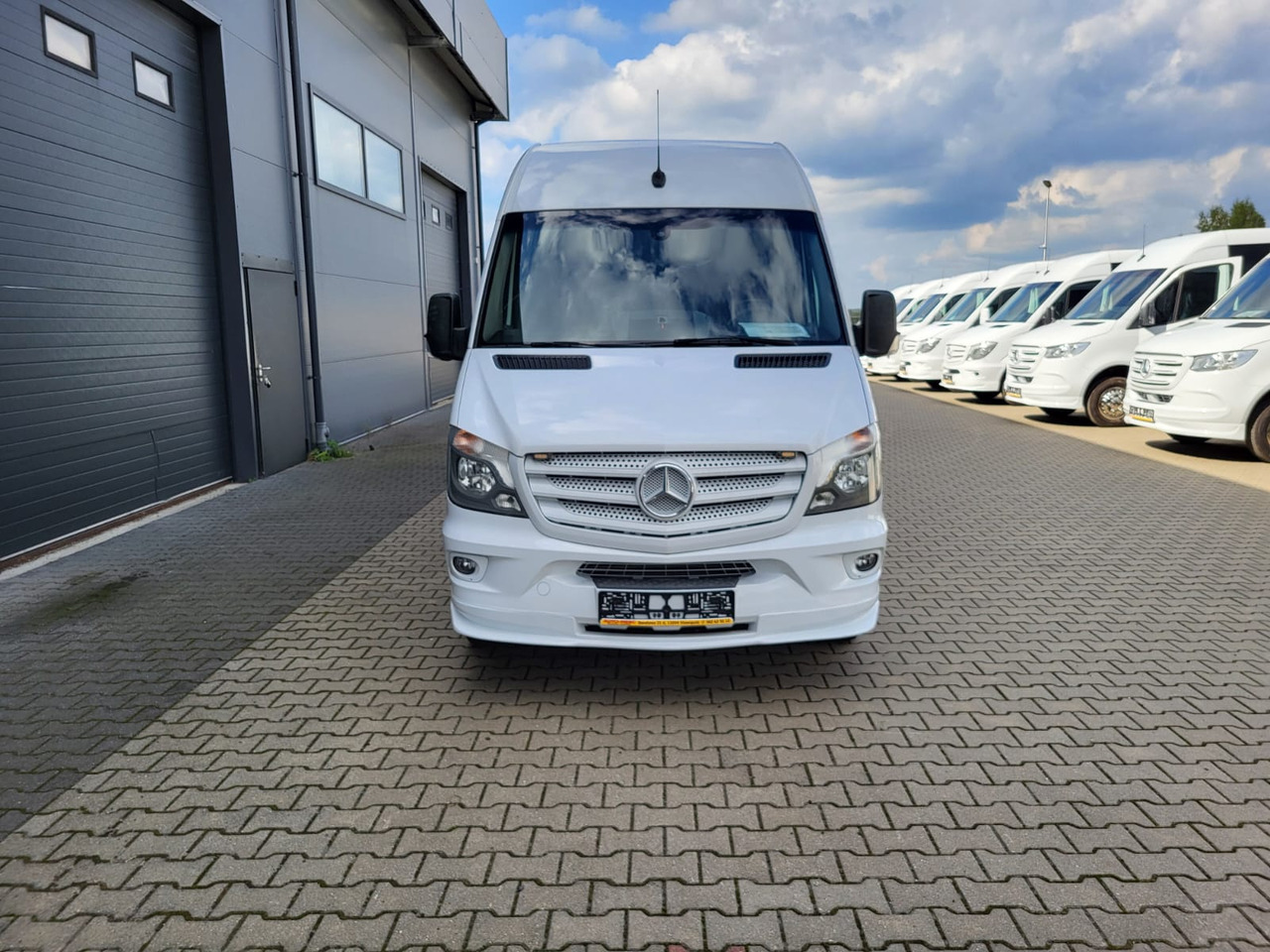 Mercedes-Benz Sprinter 519 CDI 24 places + 4 standing - باص النقل بين المدن: صور 2 Mercedes-Benz Sprinter 519 CDI 24 places + 4 standing - باص النقل بين المدن: صور 2