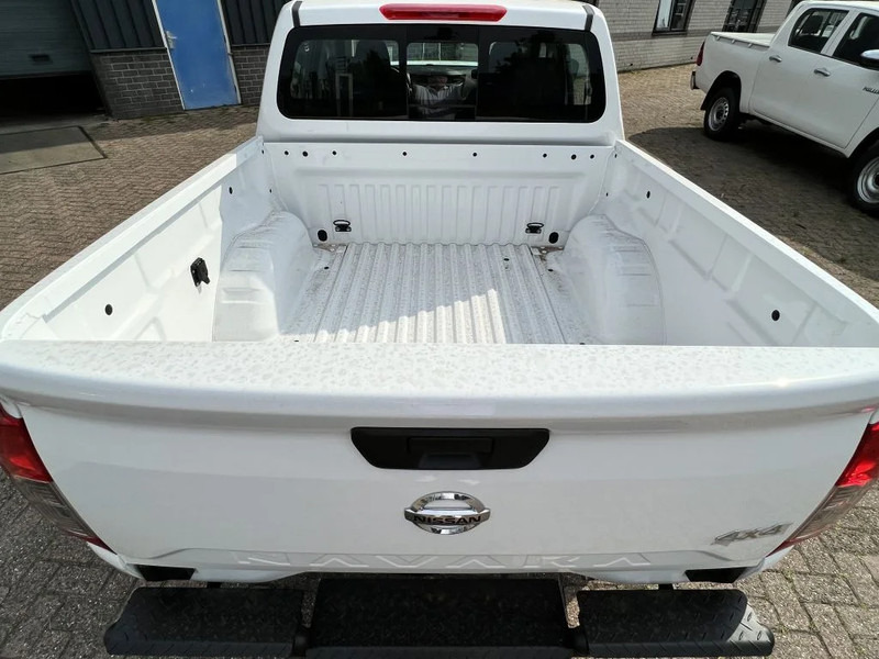 Nissan Navara 4x4 - 22 UNITS - 2.5 D Double Cab - XE - EURO 2 - NEW!! READY FOR WORK!!! - شاحنة البيك أب, الشاحنات الصغيرة كابينة مزدوجة: صور 4 Nissan Navara 4x4 - 22 UNITS - 2.5 D Double Cab - XE - EURO 2 - NEW!! READY FOR WORK!!! - شاحنة البيك أب, الشاحنات الصغيرة كابينة مزدوجة: صور 4