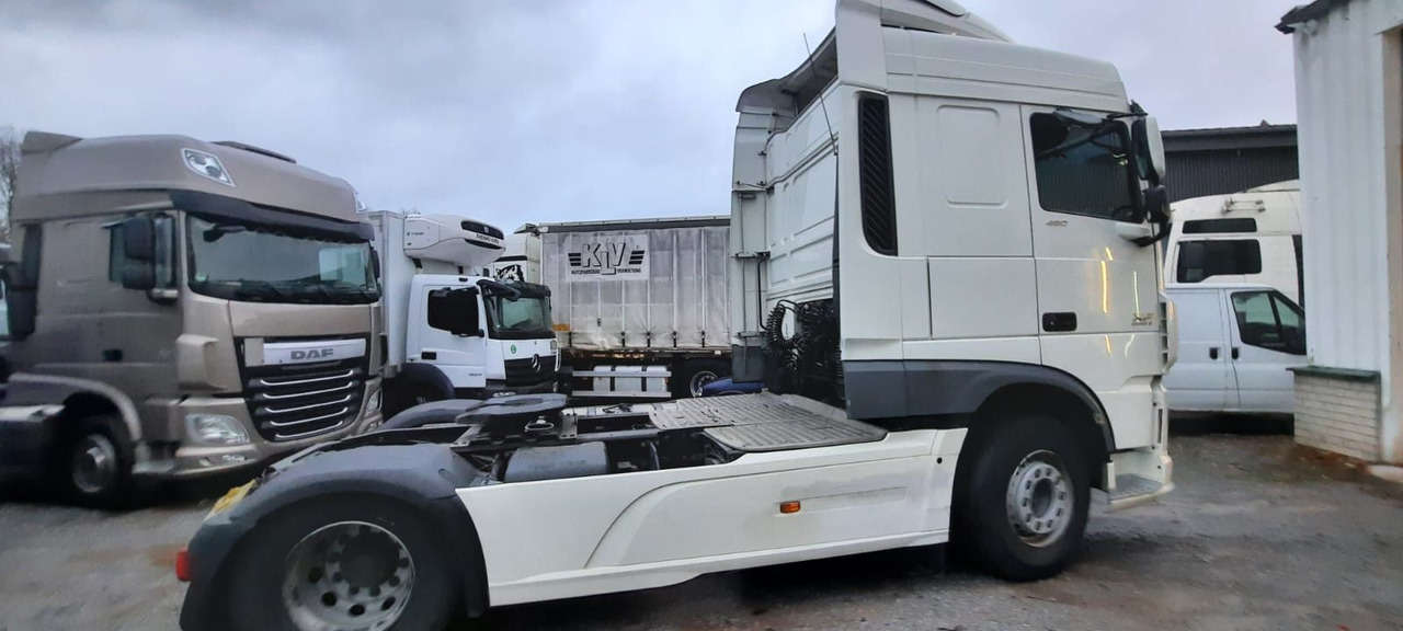 DAF XF106- 460 Space Cap Vollaustt.Top Top Zus - شاحنة جرار: صور 5 DAF XF106- 460 Space Cap Vollaustt.Top Top Zus - شاحنة جرار: صور 5