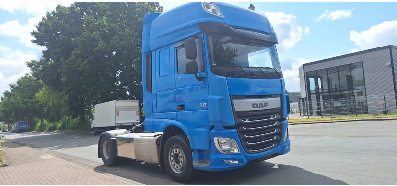 DAF XF106/460 - شاحنة جرار: صور 2 DAF XF106/460 - شاحنة جرار: صور 2