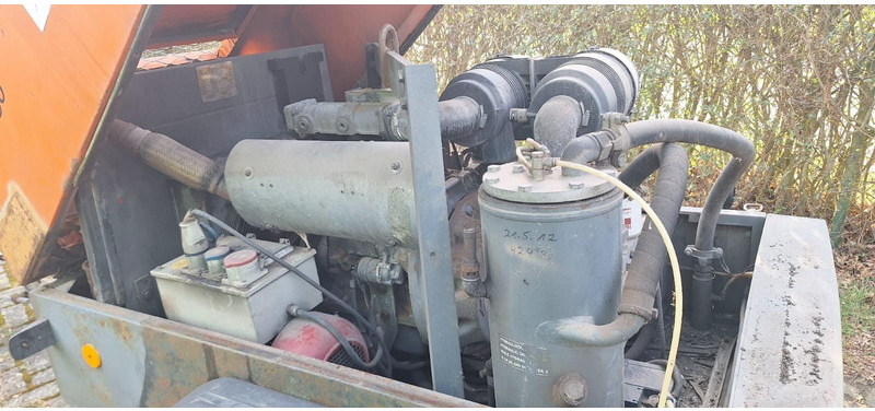 Demag DLT 0404 Komp - ضاغط الهواء: صور 4 Demag DLT 0404 Komp - ضاغط الهواء: صور 4