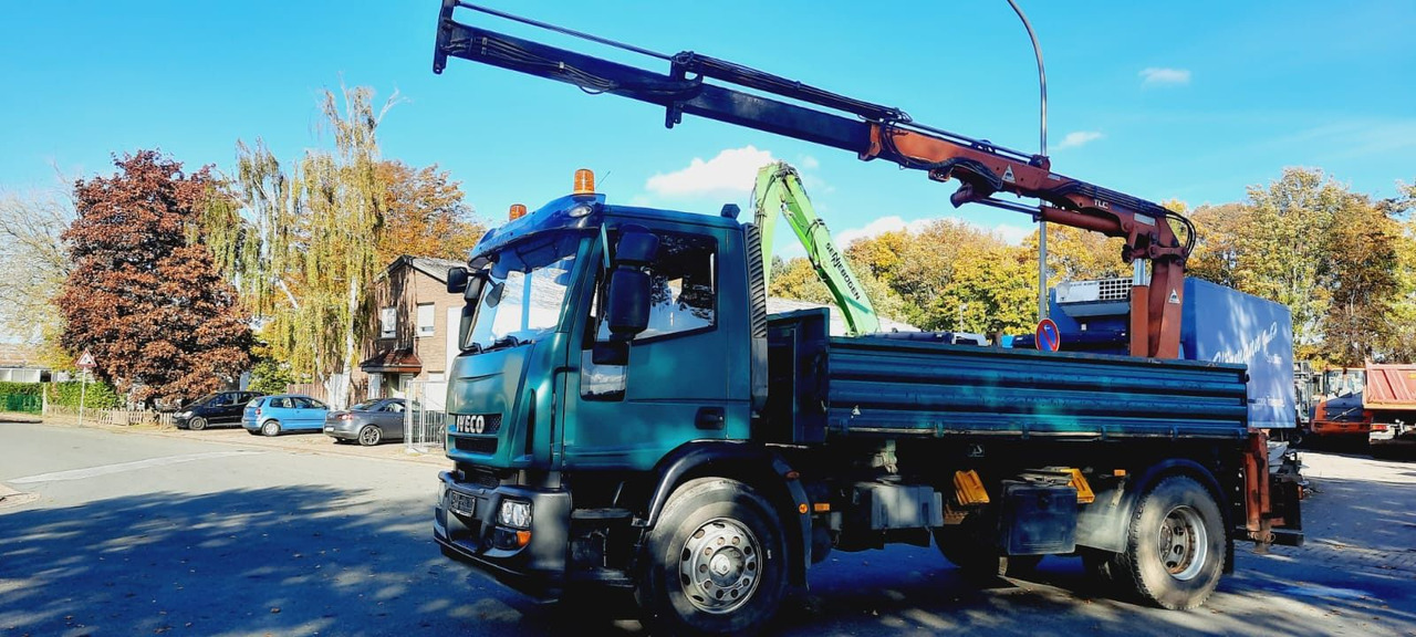 Iveco ML180E28K 4x2 mit Kran/Funk/Greifer - قلابات, شاحنة كرين: صور 3 Iveco ML180E28K 4x2 mit Kran/Funk/Greifer - قلابات, شاحنة كرين: صور 3