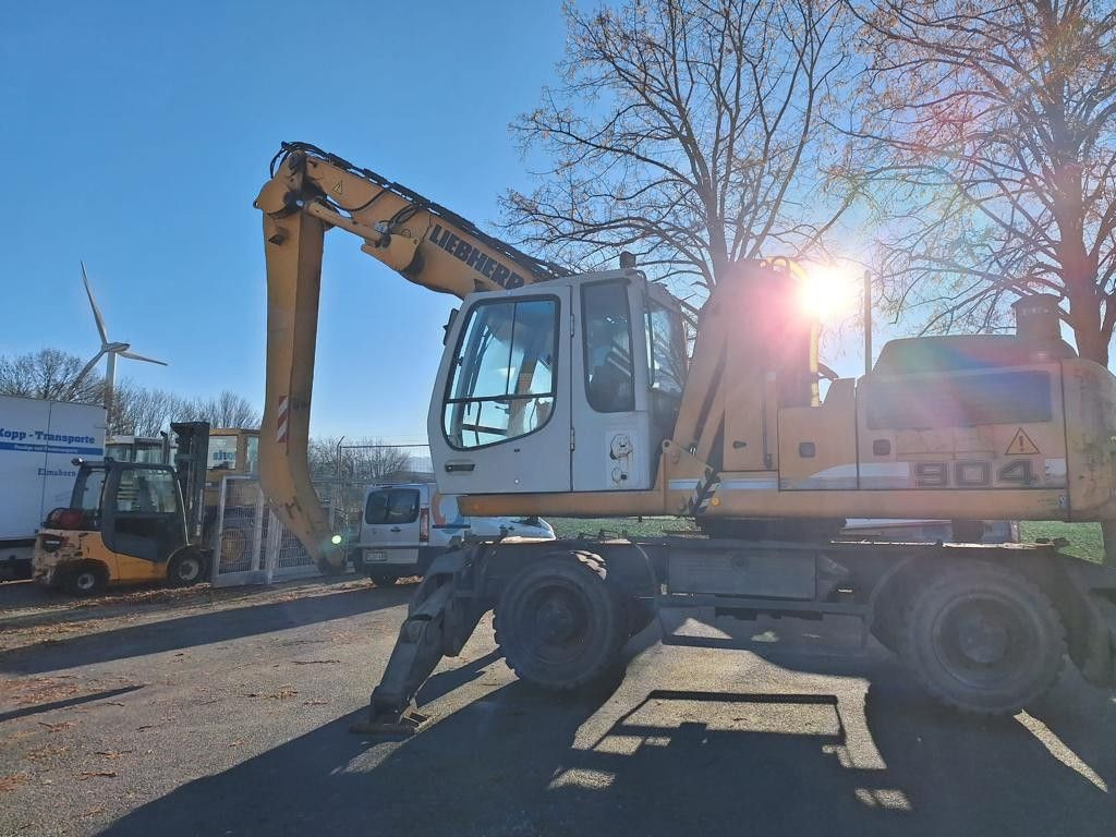 Liebherr A904C Umschlagbagger Greifer +Magnetvorbereitun - حفارة على عجلات: صور 3 Liebherr A904C Umschlagbagger Greifer +Magnetvorbereitun - حفارة على عجلات: صور 3