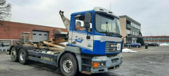 MAN 26.314K 6x2 Blatt/Luft Diff/Sperre - شاحنة ذات الخطاف: صور 2 MAN 26.314K 6x2 Blatt/Luft Diff/Sperre - شاحنة ذات الخطاف: صور 2