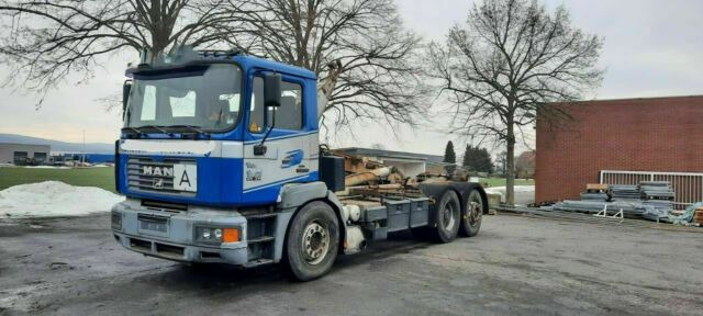 MAN 26.314K 6x2 Blatt/Luft Diff/Sperre - شاحنة ذات الخطاف: صور 1 MAN 26.314K 6x2 Blatt/Luft Diff/Sperre - شاحنة ذات الخطاف: صور 1