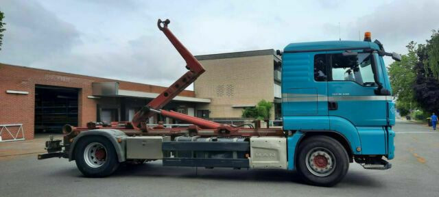 MAN TGS 18.440 Abroller mit Funk +Kran vor. - شاحنة ذات الخطاف, شاحنة كرين: صور 3 MAN TGS 18.440 Abroller mit Funk +Kran vor. - شاحنة ذات الخطاف, شاحنة كرين: صور 3