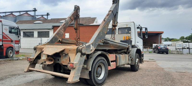 Mercedes-Benz 1833 Absetzkipper - شاحنات قابلة للفك شاحنة: صور 5 Mercedes-Benz 1833 Absetzkipper - شاحنات قابلة للفك شاحنة: صور 5