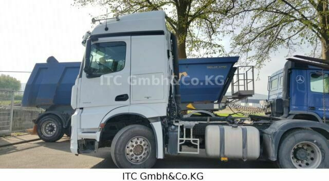 Mercedes-Benz 1840 Actros G.Haus-Hochdach German Truck Vollau - شاحنة جرار: صور 1 Mercedes-Benz 1840 Actros G.Haus-Hochdach German Truck Vollau - شاحنة جرار: صور 1