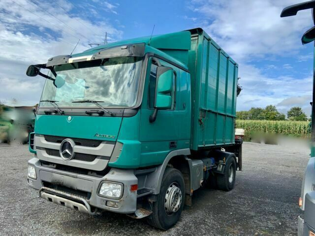 Mercedes-Benz 1844K 4x2 Kipper mit Kran Blattgefedert - قلابات, شاحنة كرين: صور 1 Mercedes-Benz 1844K 4x2 Kipper mit Kran Blattgefedert - قلابات, شاحنة كرين: صور 1