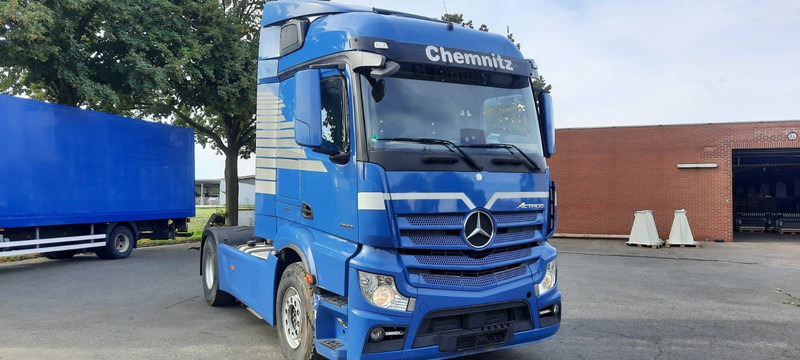 Mercedes-Benz 1845LS Actros 4x2 SZM Voll. StreamSpace - شاحنة جرار: صور 2 Mercedes-Benz 1845LS Actros 4x2 SZM Voll. StreamSpace - شاحنة جرار: صور 2