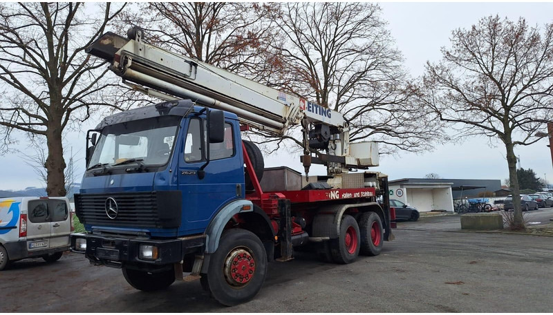 Mercedes-Benz 2629 AK Motorwagen mit Kran Dachdeckerkran6x6 - شاحنة كرين: صور 2 Mercedes-Benz 2629 AK Motorwagen mit Kran Dachdeckerkran6x6 - شاحنة كرين: صور 2