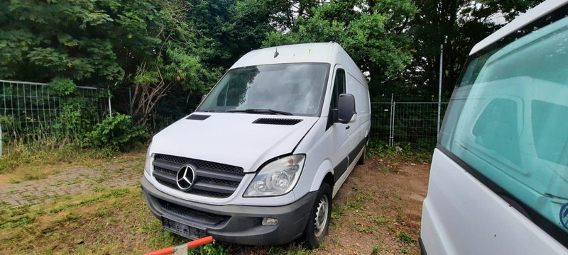 Mercedes-Benz 300-serie 313 Sprinter - فان: صور 3 Mercedes-Benz 300-serie 313 Sprinter - فان: صور 3