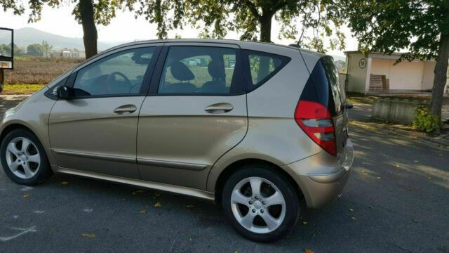 Mercedes-Benz A 200 CDI - سيارة: صور 4 Mercedes-Benz A 200 CDI - سيارة: صور 4