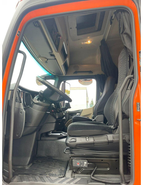 Mercedes-Benz Actros 1843 - شاحنة جرار: صور 4 Mercedes-Benz Actros 1843 - شاحنة جرار: صور 4