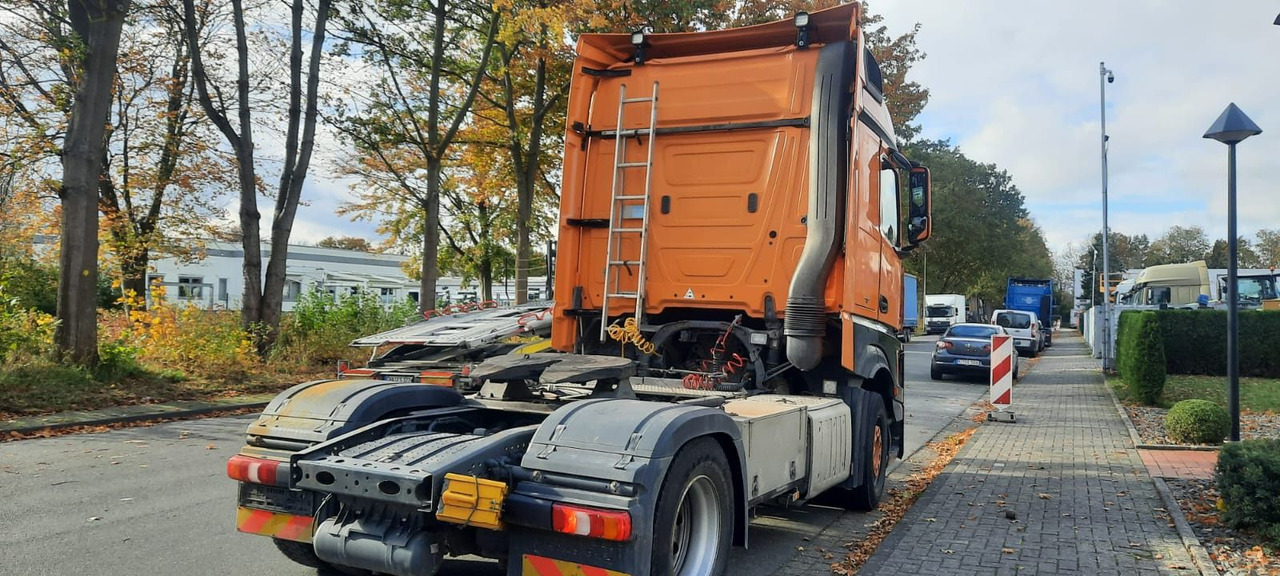 Mercedes-Benz Actros 1851LS 4x2 SZM 1-Hand Deu.LKW - شاحنة جرار: صور 5 Mercedes-Benz Actros 1851LS 4x2 SZM 1-Hand Deu.LKW - شاحنة جرار: صور 5