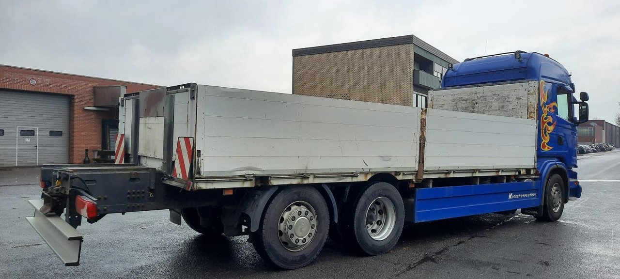 Scania G440 Pritsche 6x2 Kran am Heck vor. - شاحنات مسطحة, شاحنة كرين: صور 4 Scania G440 Pritsche 6x2 Kran am Heck vor. - شاحنات مسطحة, شاحنة كرين: صور 4