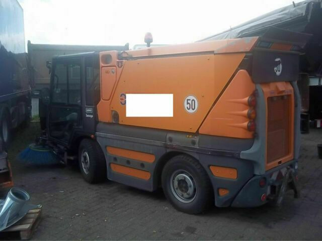 Schmidt Compact 200 German Maschine - سياره كنس شوارع: صور 4 Schmidt Compact 200 German Maschine - سياره كنس شوارع: صور 4