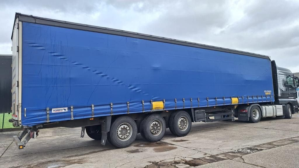 Schmitz Cargobull Pritsche Plane Bahn,Steckrungen - الخيمة نصف مقطورة: صور 1 Schmitz Cargobull Pritsche Plane Bahn,Steckrungen - الخيمة نصف مقطورة: صور 1