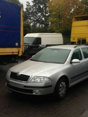 Skoda Octaviat Vollausst. 105 KW - سيارة: صور 3 Skoda Octaviat Vollausst. 105 KW - سيارة: صور 3
