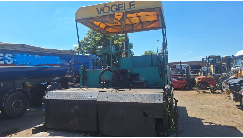 Vögele 1700 - العامل بالقار: صور 3 Vögele 1700 - العامل بالقار: صور 3