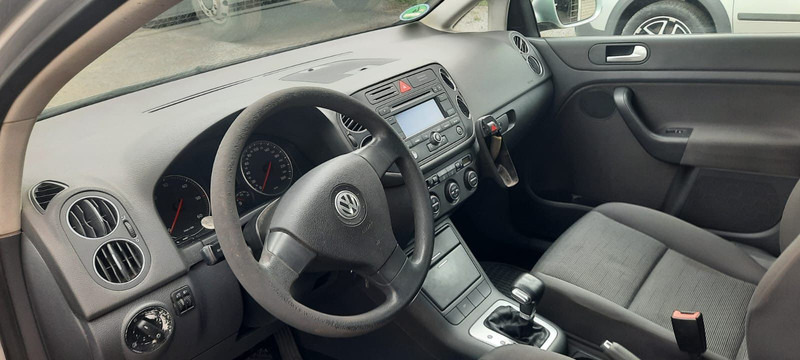 Volkswagen Golf Plus 1.9 TDI DSG DPF Comfortline - هاتشباك: صور 5 Volkswagen Golf Plus 1.9 TDI DSG DPF Comfortline - هاتشباك: صور 5