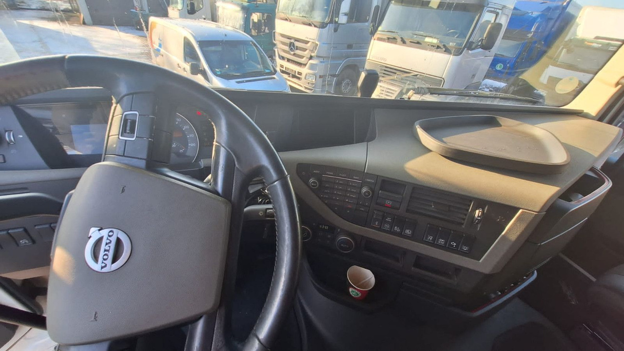 شاحنة جرار Volvo FH 500 Globbetrotter: صور 8