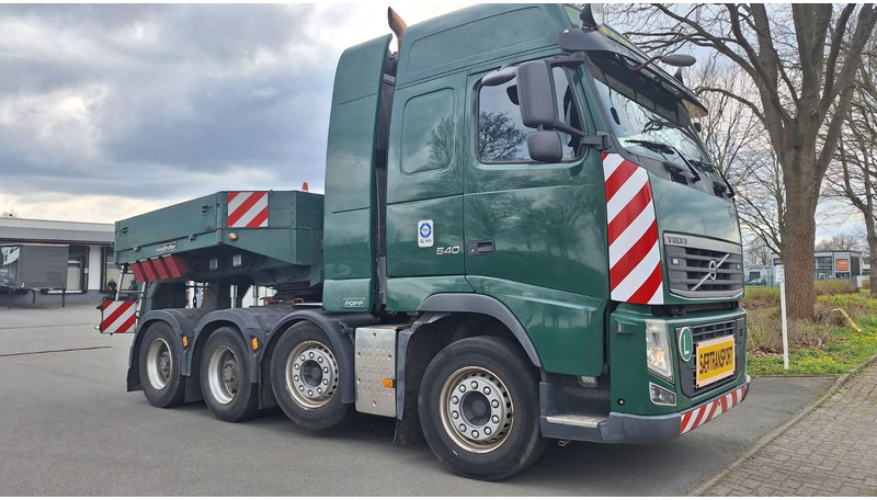 Volvo FH 540 8x4 - شاحنة جرار: صور 2 Volvo FH 540 8x4 - شاحنة جرار: صور 2