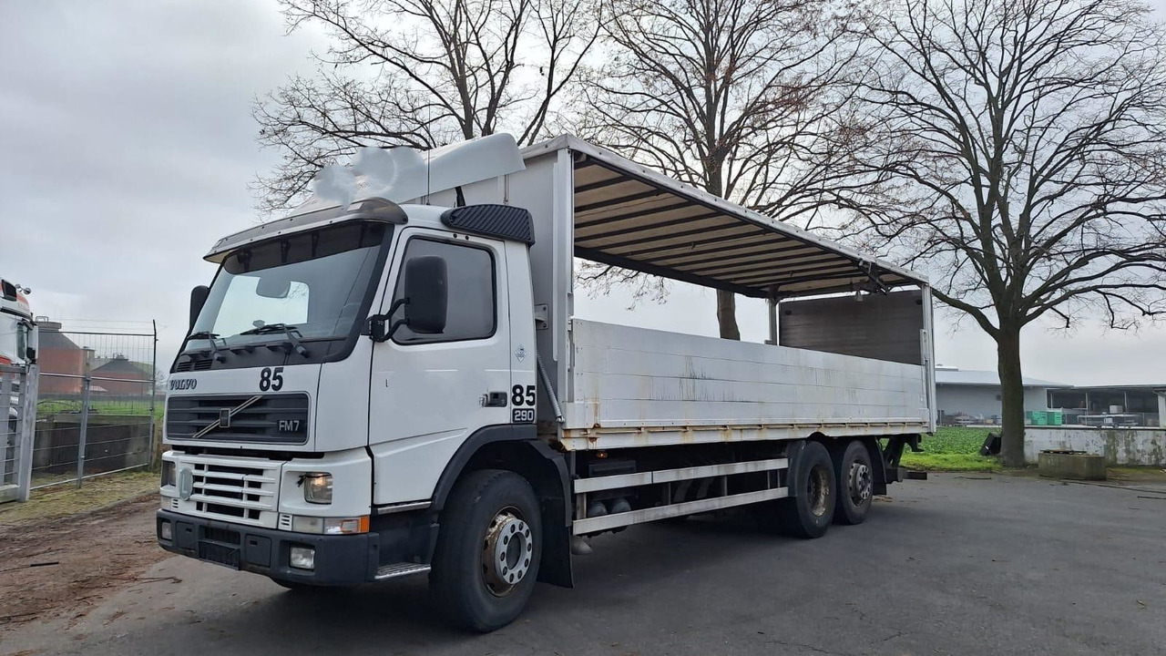 Volvo FM7 6x2 Koffer 3x vorhanden - بصندوق مغلق شاحنة: صور 1 Volvo FM7 6x2 Koffer 3x vorhanden - بصندوق مغلق شاحنة: صور 1