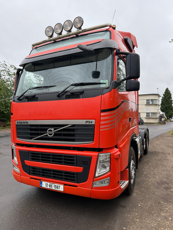 2012 Volvo FH460 Tractor Unit - شاحنة جرار: صور 3 2012 Volvo FH460 Tractor Unit - شاحنة جرار: صور 3
