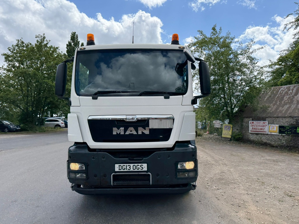 2013 MAN TGS 24 440 Tractor Unit - شاحنة جرار: صور 5 2013 MAN TGS 24 440 Tractor Unit - شاحنة جرار: صور 5