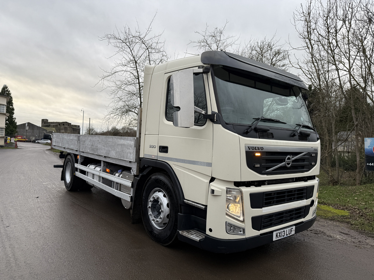 2013 Volvo FM 330 Dropside - شاحنات مسطحة: صور 2 2013 Volvo FM 330 Dropside - شاحنات مسطحة: صور 2
