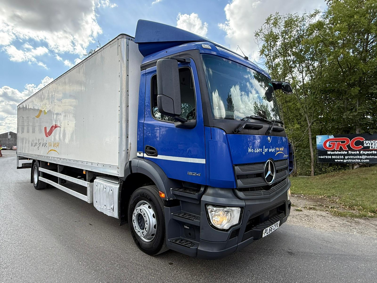 2016 Mercedes Antos 1824 Rigid Truck - بصندوق مغلق شاحنة: صور 1 2016 Mercedes Antos 1824 Rigid Truck - بصندوق مغلق شاحنة: صور 1