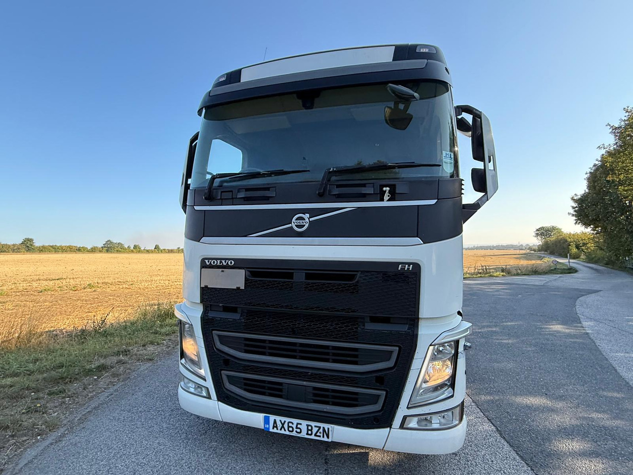 2016 Volvo FH 500 Tractor Unit - شاحنة جرار: صور 4 2016 Volvo FH 500 Tractor Unit - شاحنة جرار: صور 4