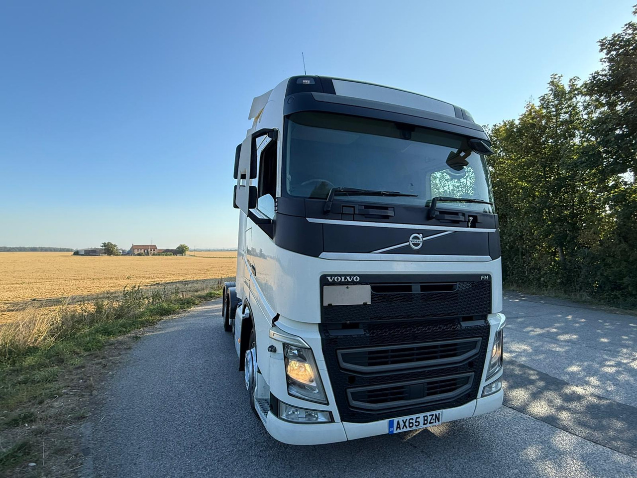 2016 Volvo FH 500 Tractor Unit - شاحنة جرار: صور 3 2016 Volvo FH 500 Tractor Unit - شاحنة جرار: صور 3