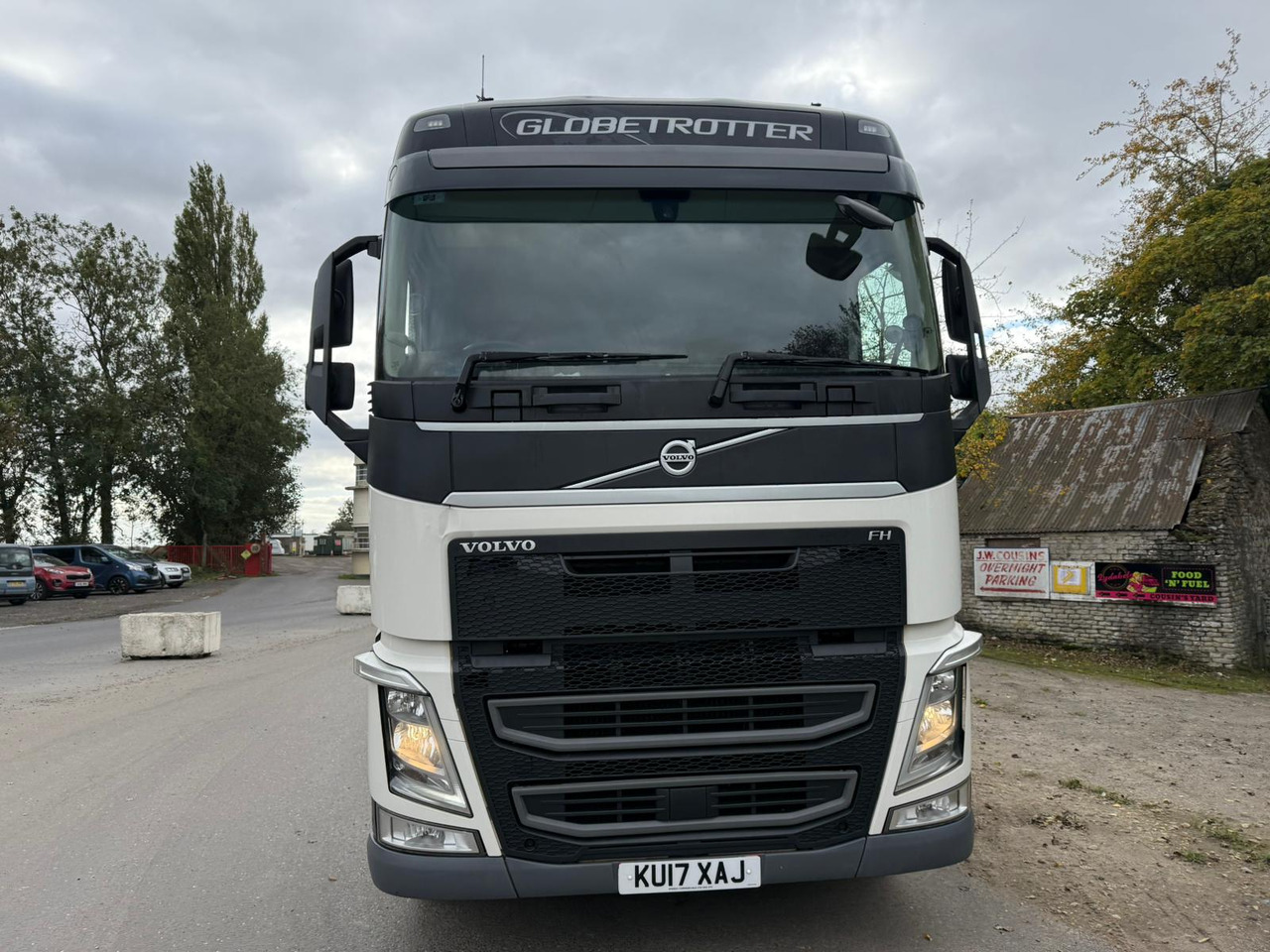 2017 Volvo FH 460 Tractor Unit - شاحنة جرار: صور 3 2017 Volvo FH 460 Tractor Unit - شاحنة جرار: صور 3