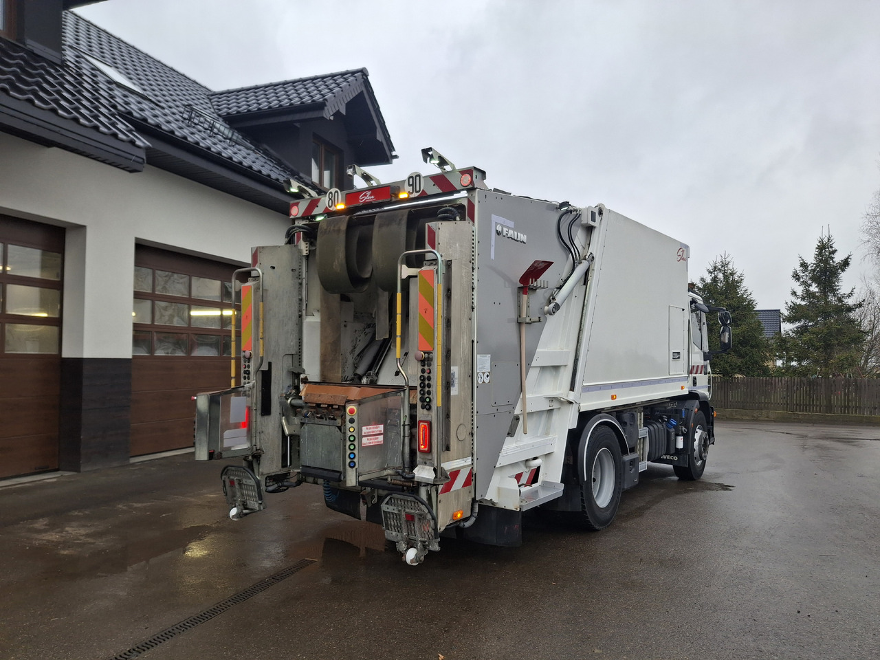 IVECO Eurocargo 190EL28 Śmieciarka EURO 6 Garbage Truck Mullwagen FAUN - شاحنة القمامة: صور 5 IVECO Eurocargo 190EL28 Śmieciarka EURO 6 Garbage Truck Mullwagen FAUN - شاحنة القمامة: صور 5