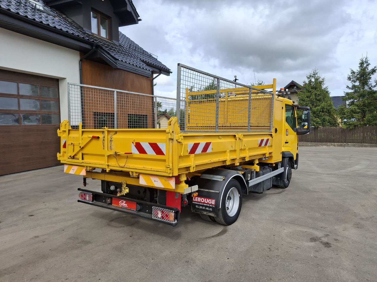 RENAULT D7.5 Wywrotka Kipper 3 Stronna 2015r 84 Tyś KM - قلابات: صور 5 RENAULT D7.5 Wywrotka Kipper 3 Stronna 2015r 84 Tyś KM - قلابات: صور 5