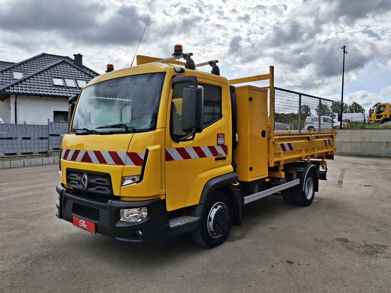 RENAULT D7.5 Wywrotka Kipper 3 Stronna 2015r 84 Tyś KM - قلابات: صور 2 RENAULT D7.5 Wywrotka Kipper 3 Stronna 2015r 84 Tyś KM - قلابات: صور 2