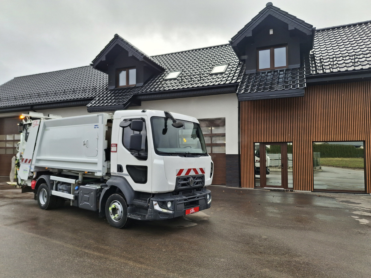 Renault D12 Truck Śmieciarka Müllwagen Garbage Truck FARID Euro 6 - شاحنة القمامة: صور 1 Renault D12 Truck Śmieciarka Müllwagen Garbage Truck FARID Euro 6 - شاحنة القمامة: صور 1