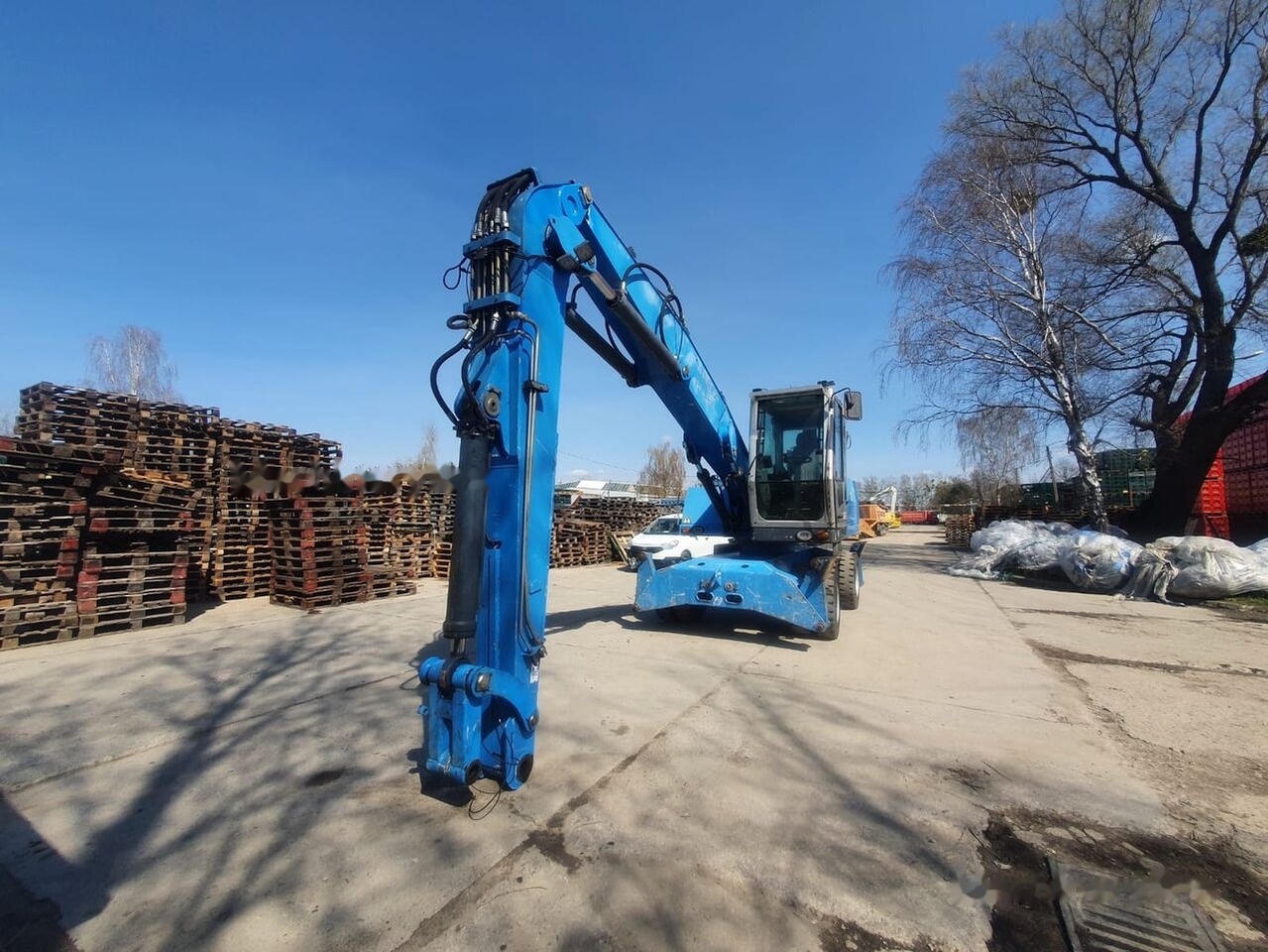 Fuchs MHL 320 D MZS - حفارة النقل والشحن: صور 3 Fuchs MHL 320 D MZS - حفارة النقل والشحن: صور 3