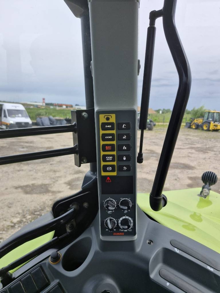جرار Claas Claas Arion 530: صور 20
