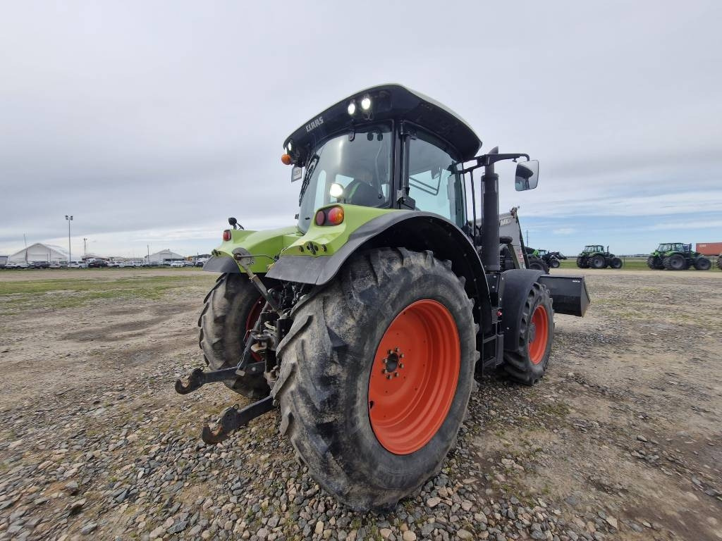 جرار Claas Claas Arion 530: صور 16