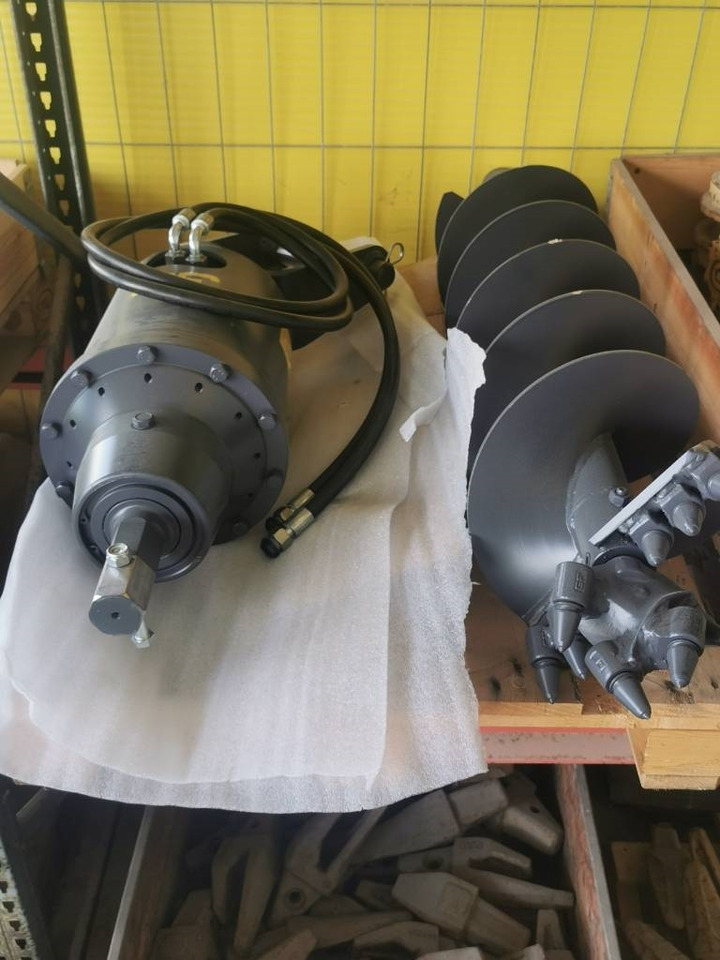 GF TR450 - آلة حفر: صور 1 GF TR450 - آلة حفر: صور 1